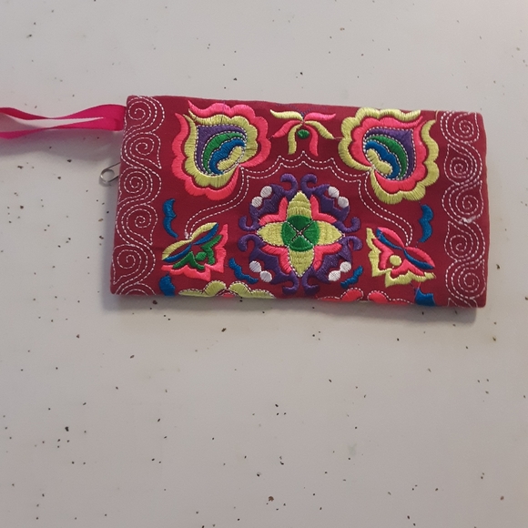 Handbags - Zippered clutch with embroidery NWOT